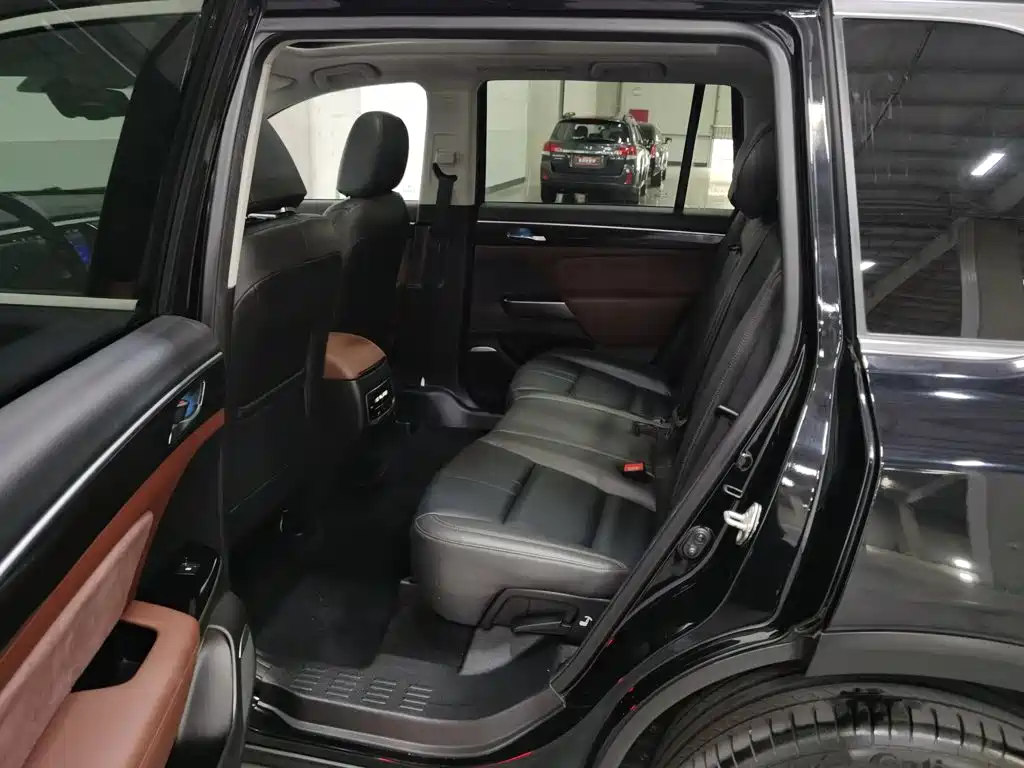 GAC Motor Trumpchi GS8 — фото 15