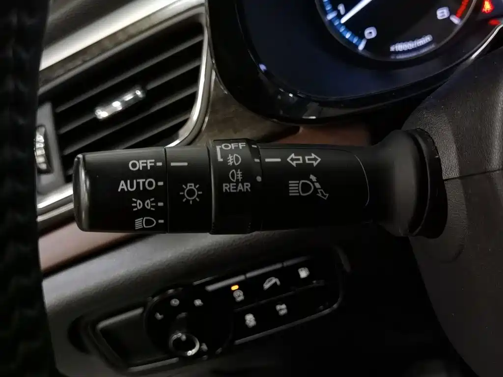 GAC Motor Trumpchi GS8 — фото 21