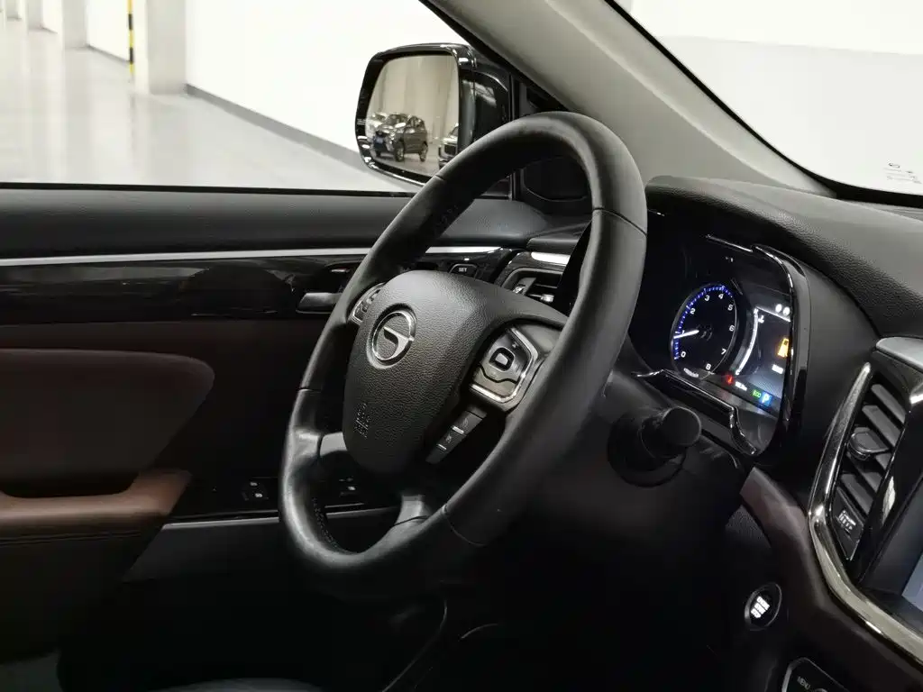 GAC Motor Trumpchi GS8 — фото 22