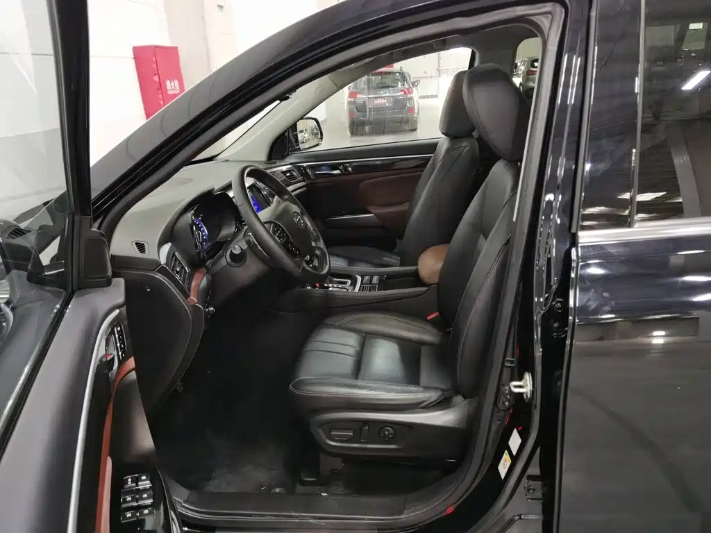 GAC Motor Trumpchi GS8 — фото 10