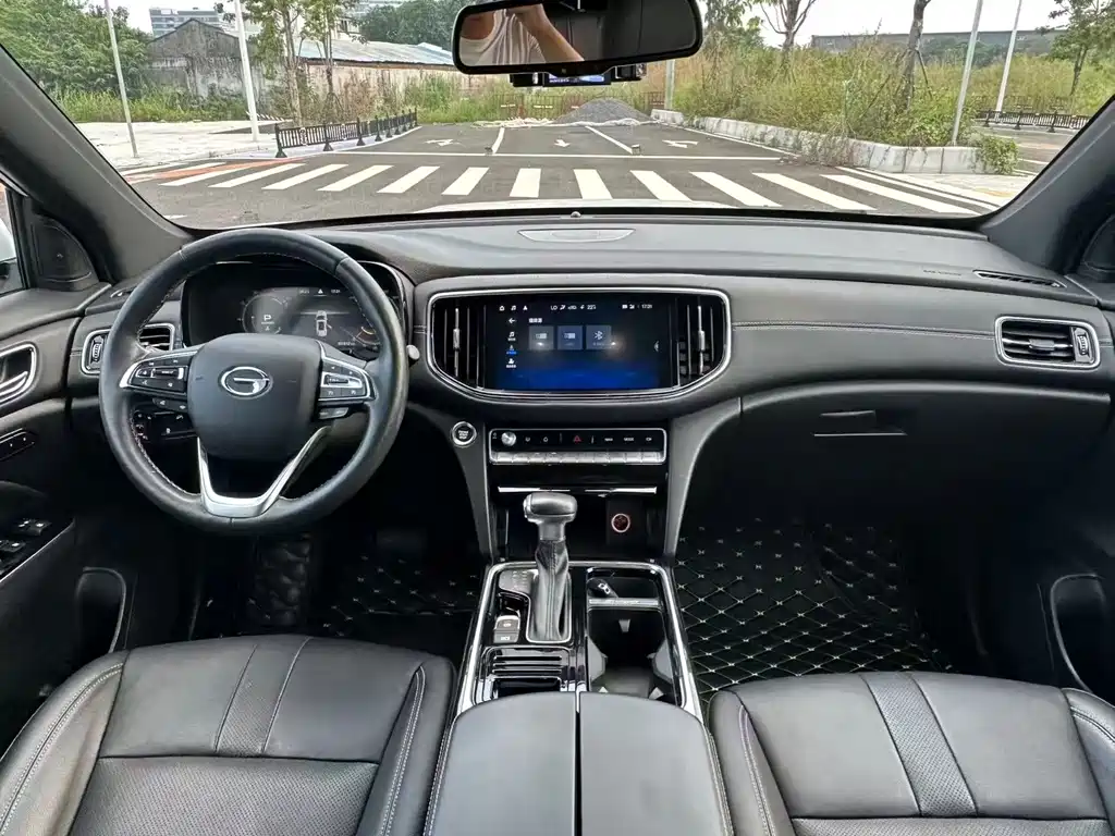 GAC Motor Trumpchi GS8 — фото 5