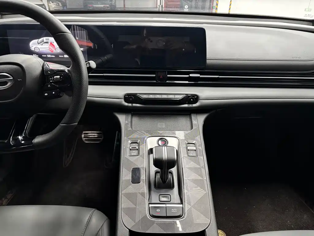 GAC Motor Shadow Leopard — фото 11