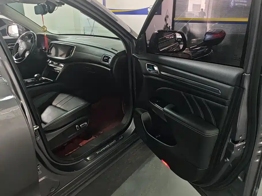 GAC Motor Trumpchi GS8 — фото 8