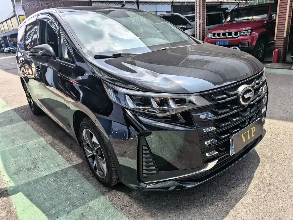 GAC Motor Trumpchi M6 — фото 3