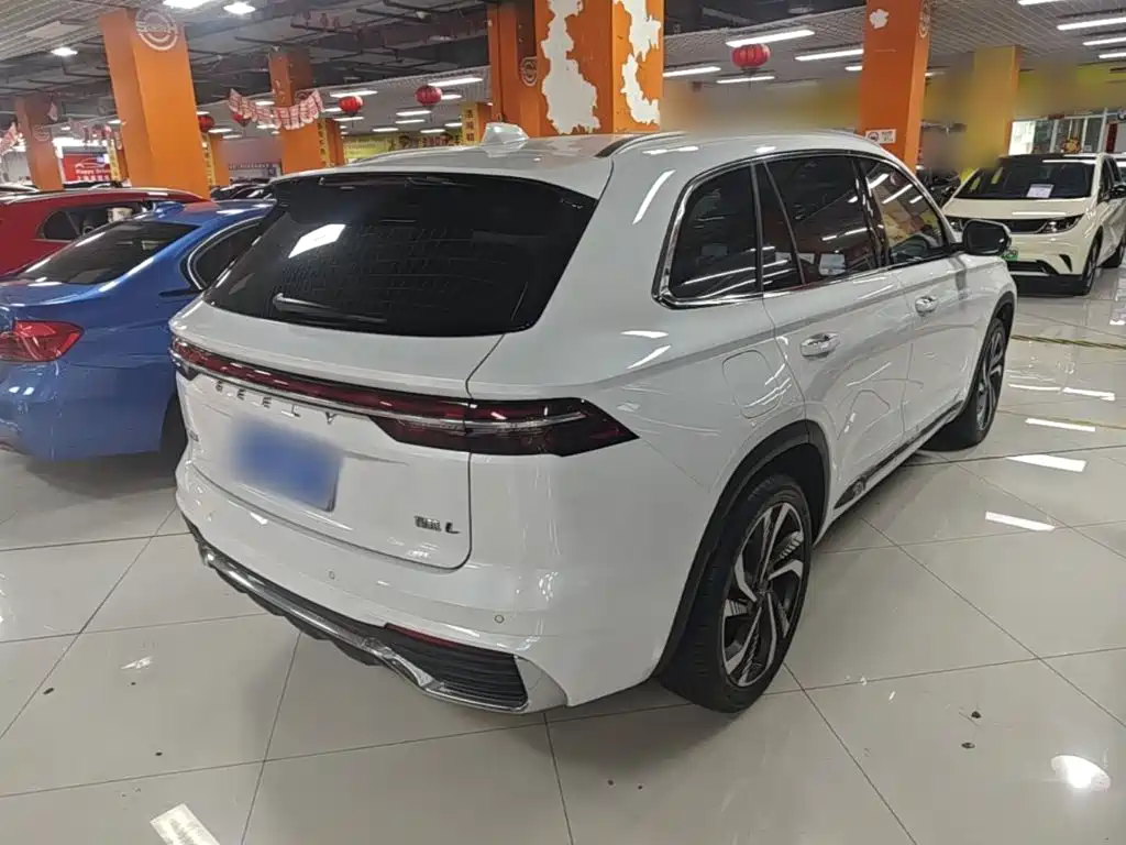 Geely Xingyue L — фото 7