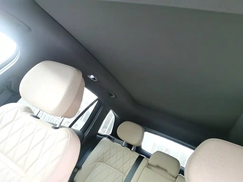 Geely Xingyue L — фото 14