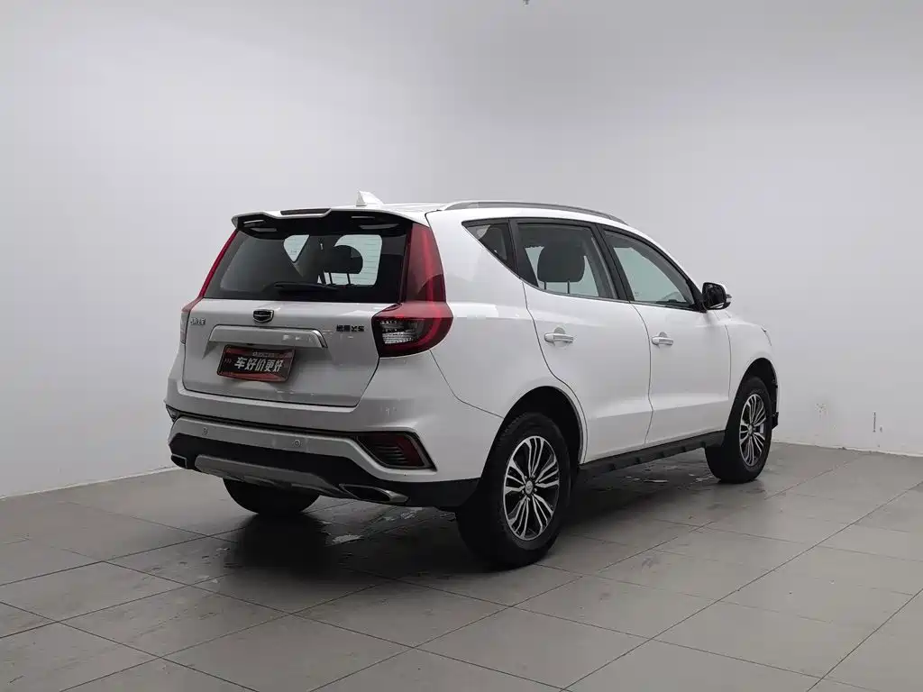 Geely Vision X6 — фото 2