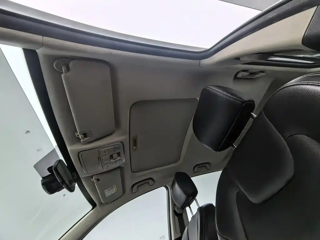 Geely Vision X6 — фото 14