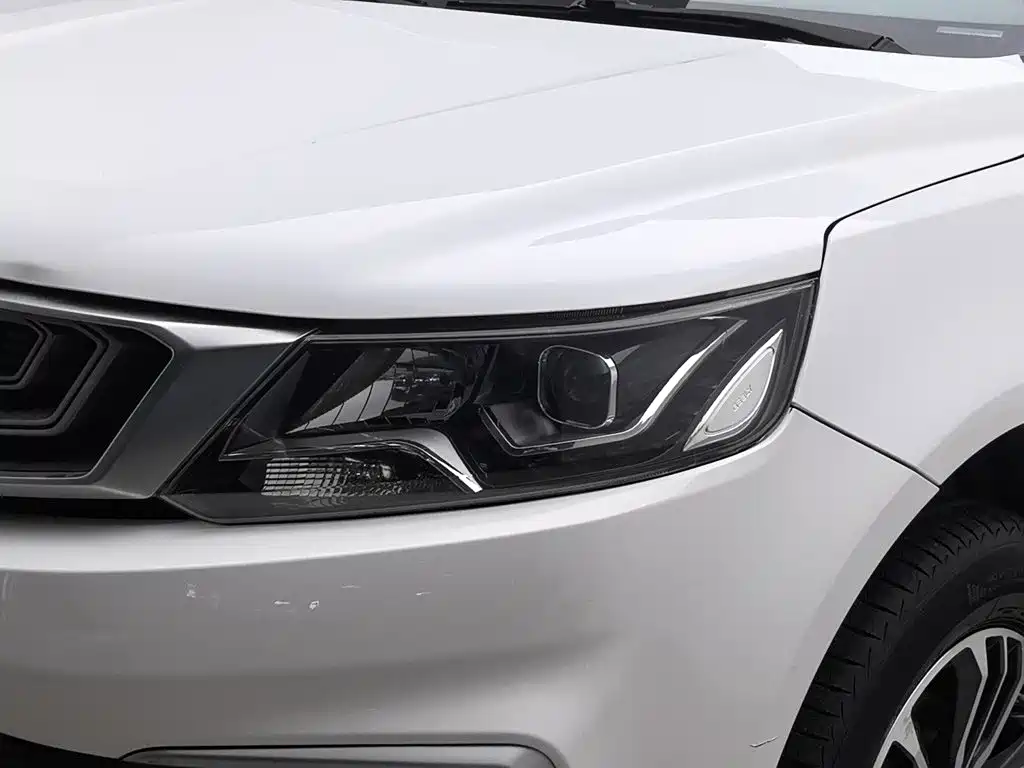 Geely Vision X6 — фото 7