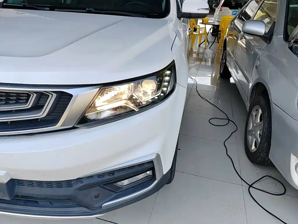 Geely Vision X6 — фото 24
