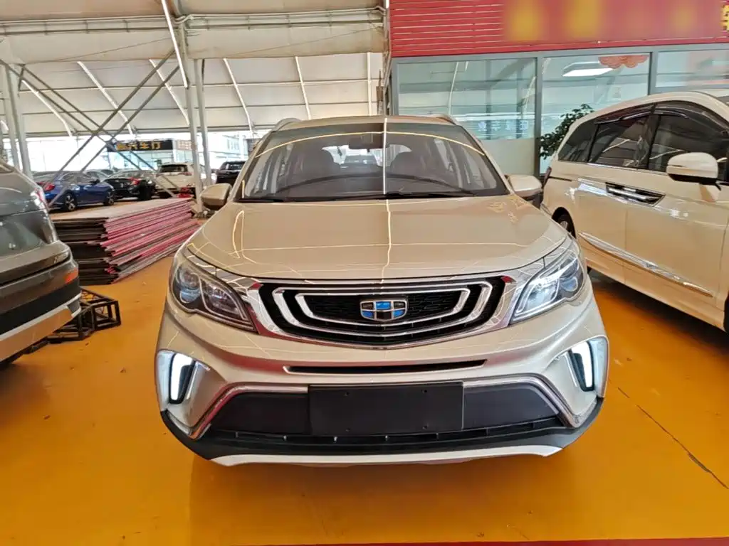 Geely Vision X3 — фото 3