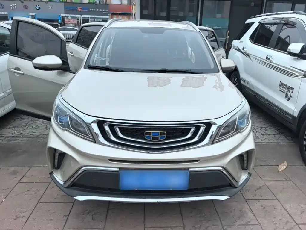 Geely Vision X3 — фото 3