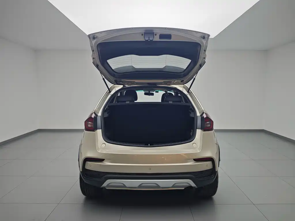 Geely Vision X3 — фото 8