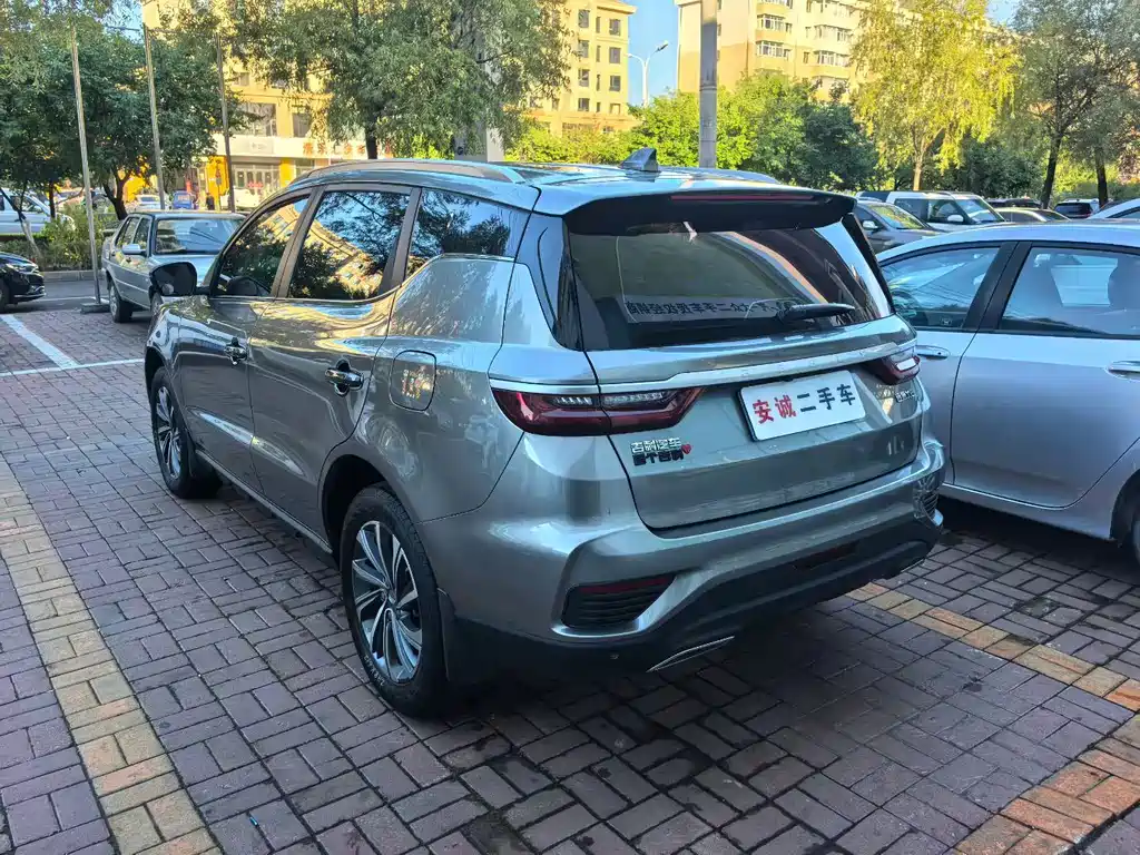 Geely Vision X6 — фото 6