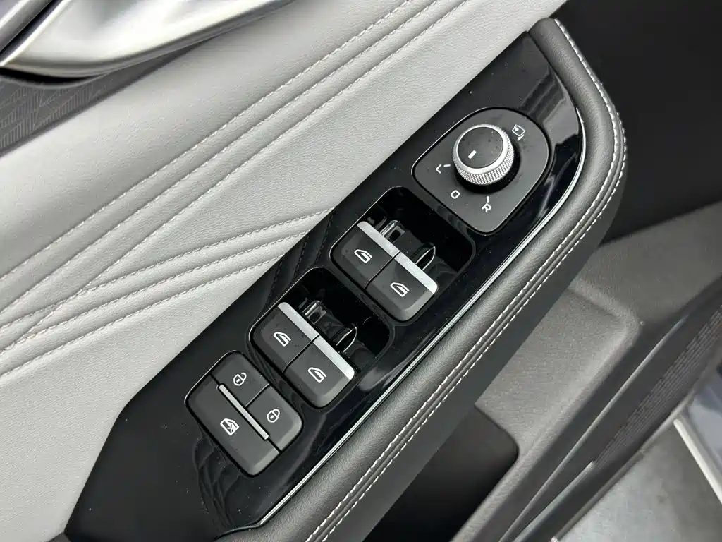 Geely Xingrui — фото 15