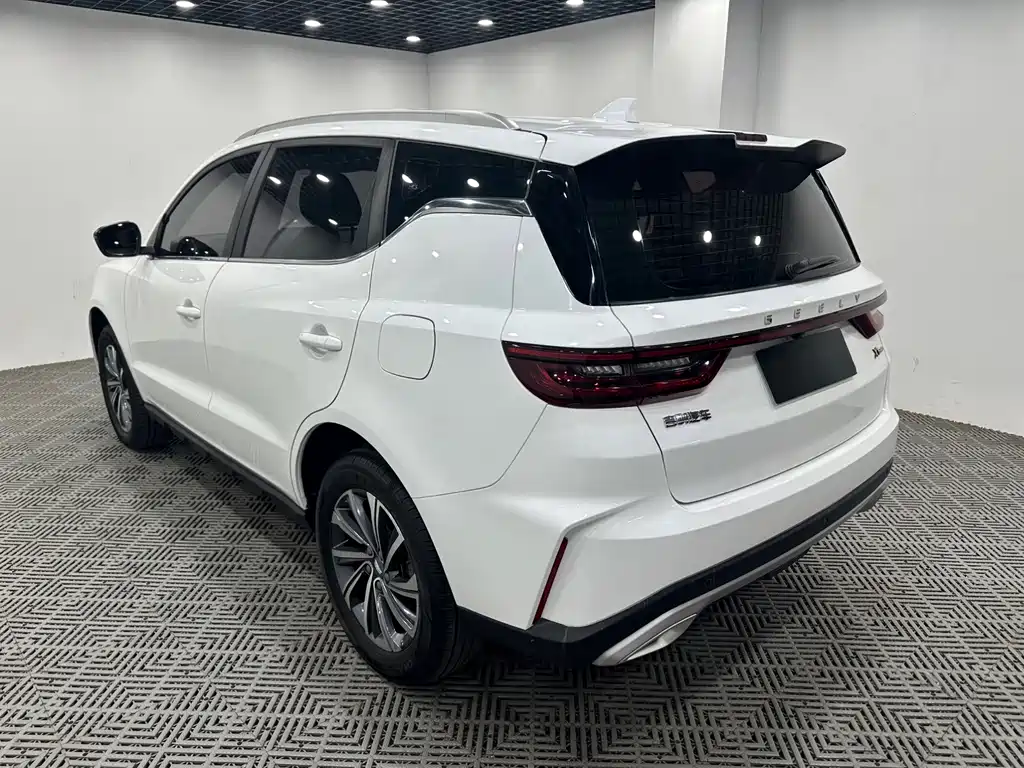 Geely Vision X6 — фото 7