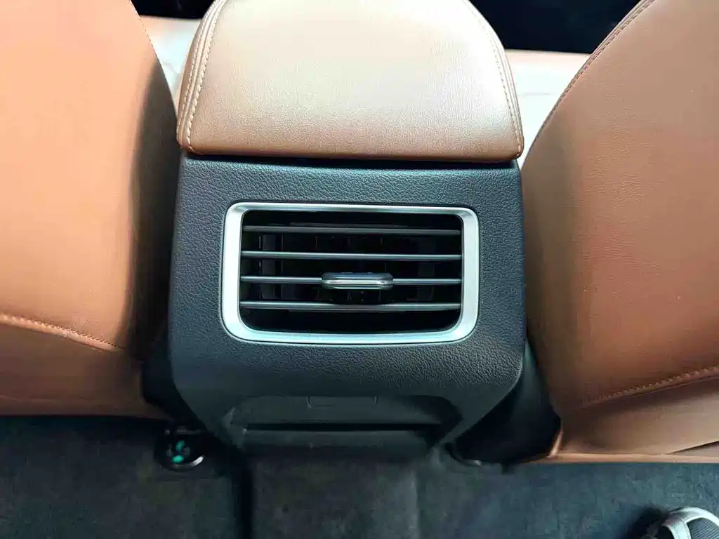 Geely Vision X6 — фото 11