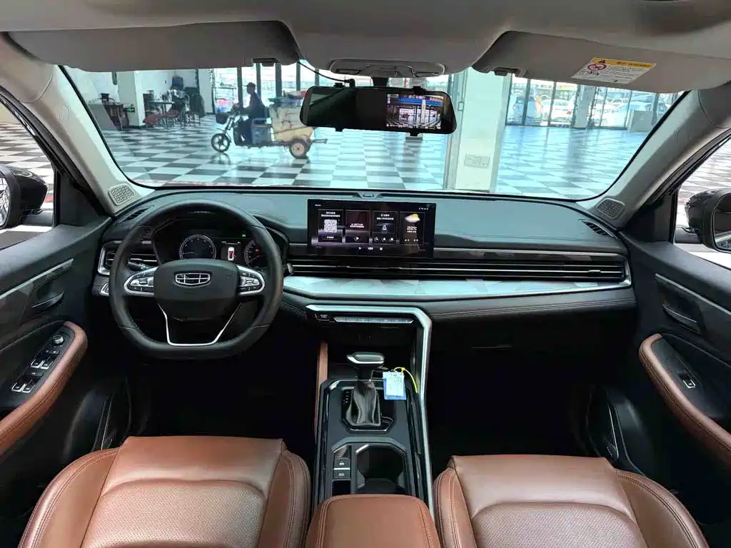 Geely Vision X6 — фото 9