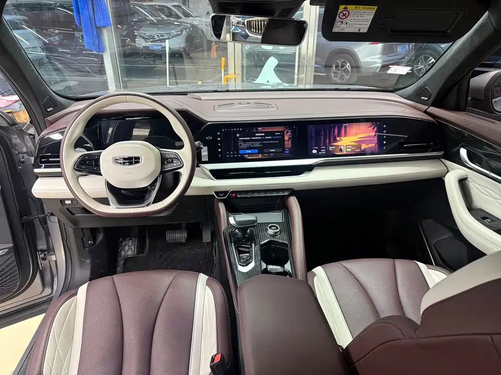Geely Xingyue L — фото 10