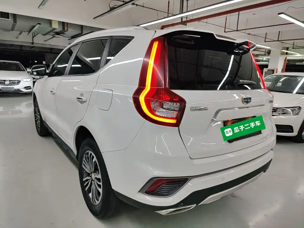 Geely Vision X6 — фото 23