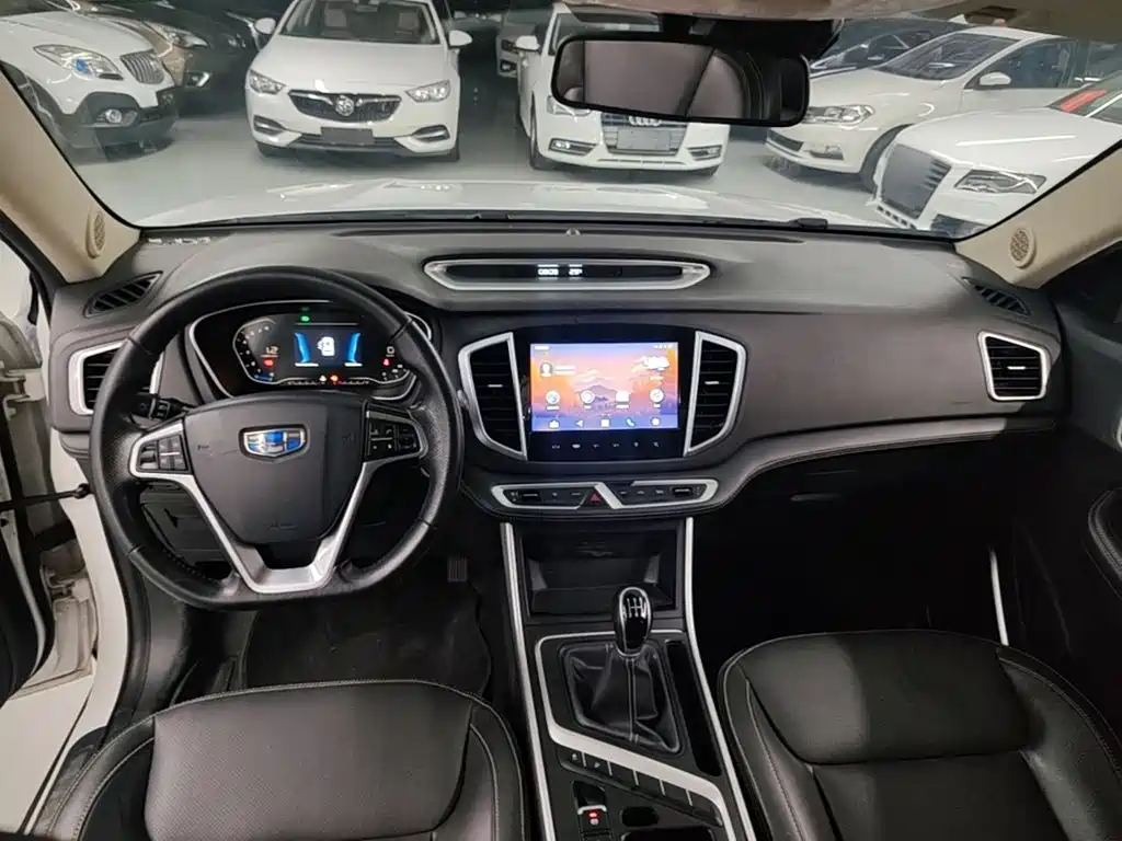 Geely Vision X6 — фото 6