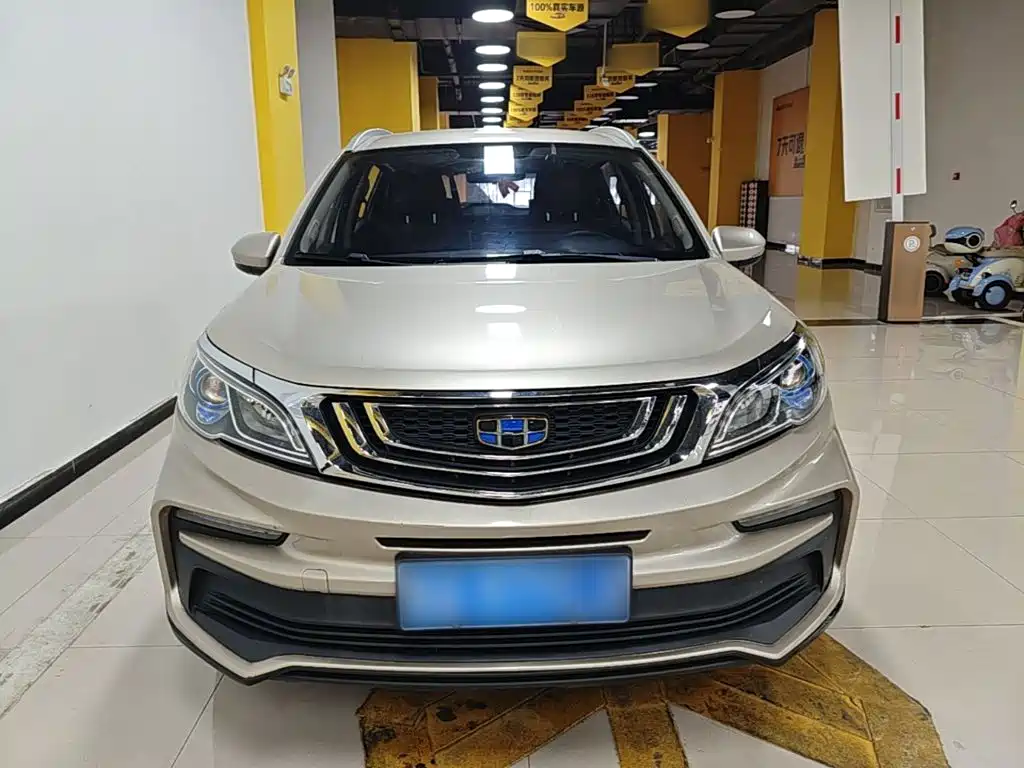 Geely Vision X3 — фото 3