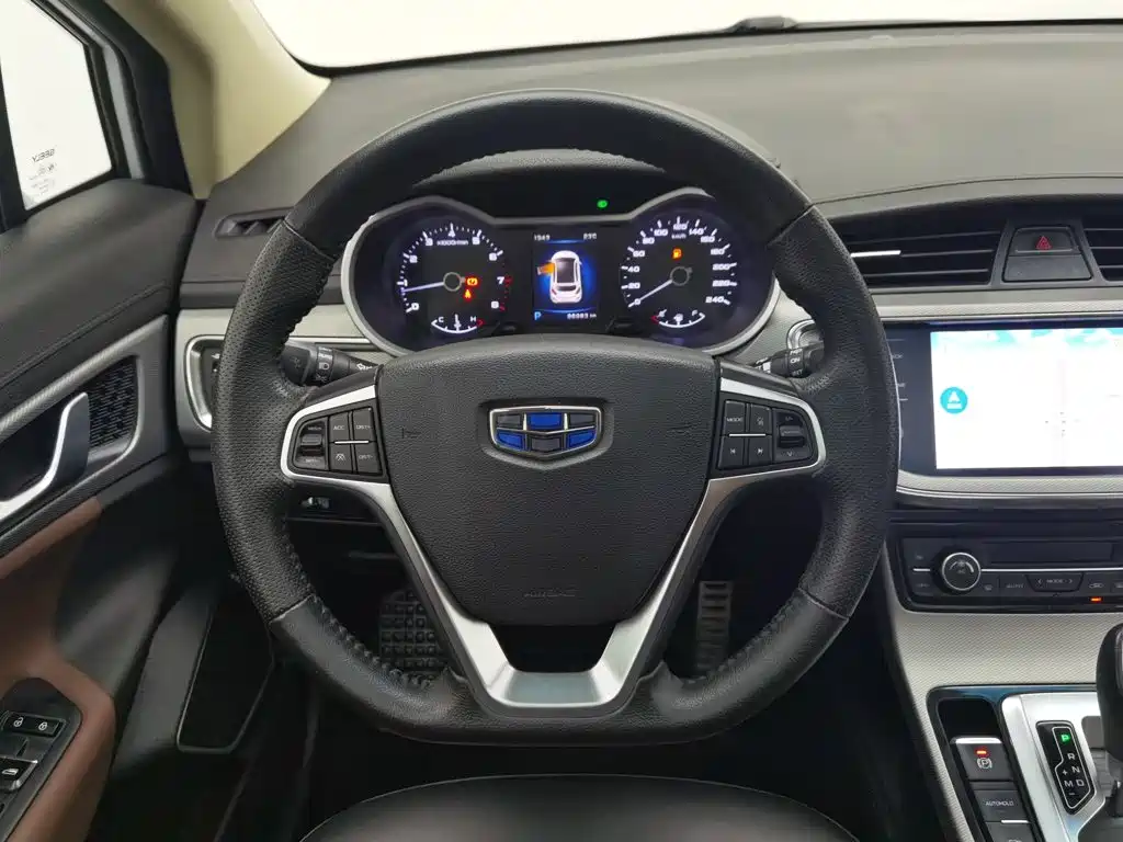 Geely Emgrand GS — фото 11