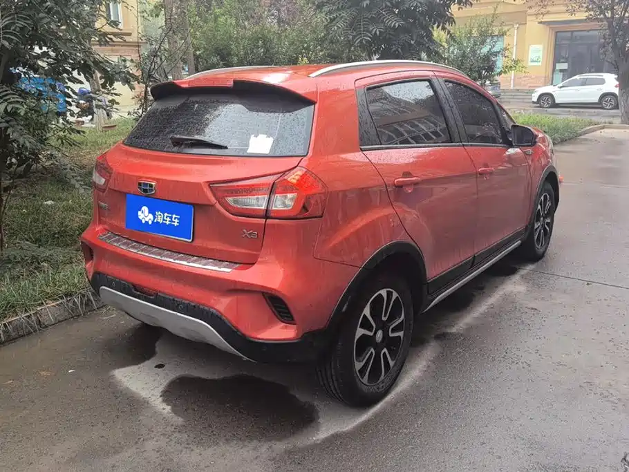 Geely Vision X3 — фото 3