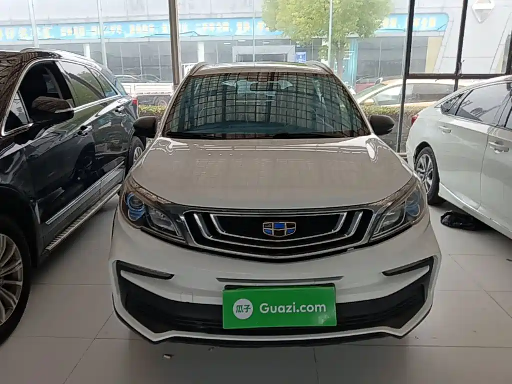 Geely Vision X3 — фото 3