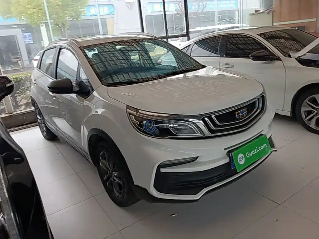 Geely Vision X3 — фото 4