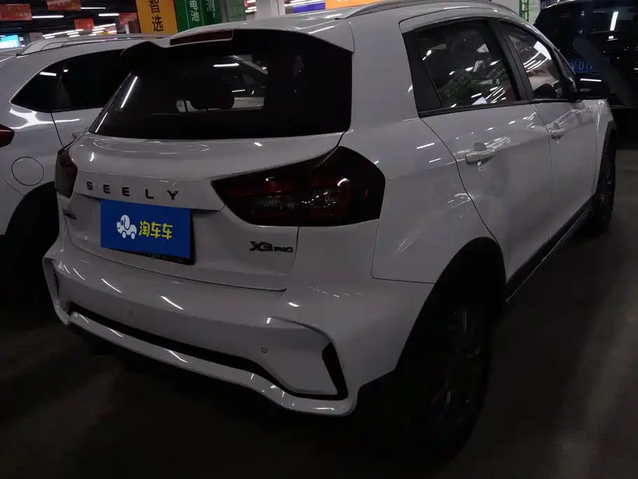 Geely Vision X3 — фото 3