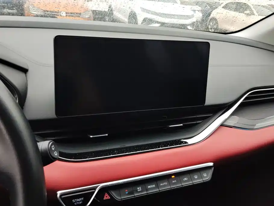 Geely Emgrand S — фото 13