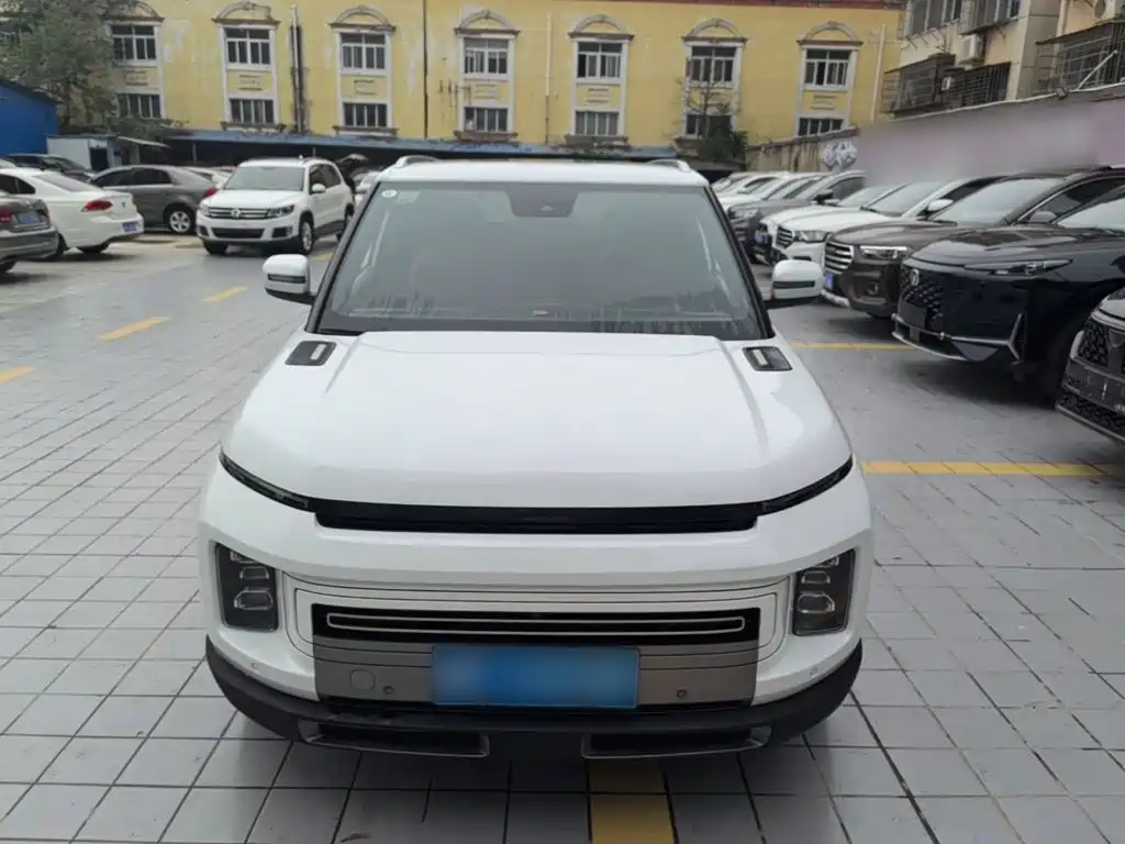 Geely Icon — фото 3
