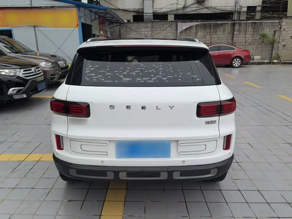 Geely Icon — фото 6