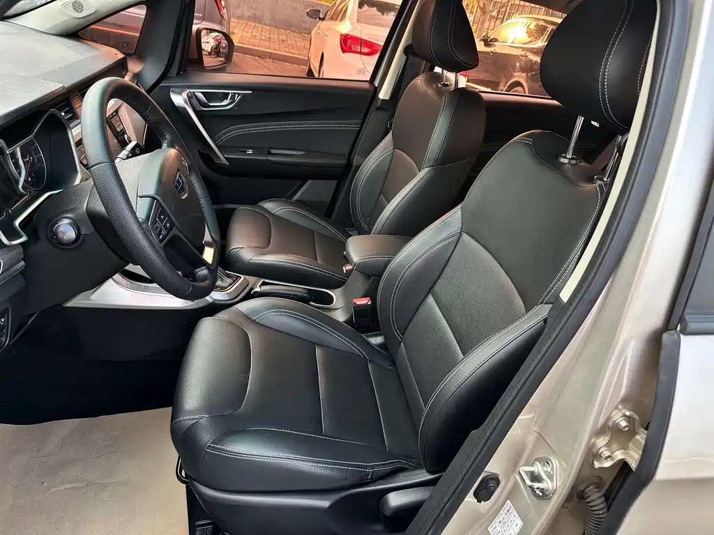 Geely Vision X3 — фото 14
