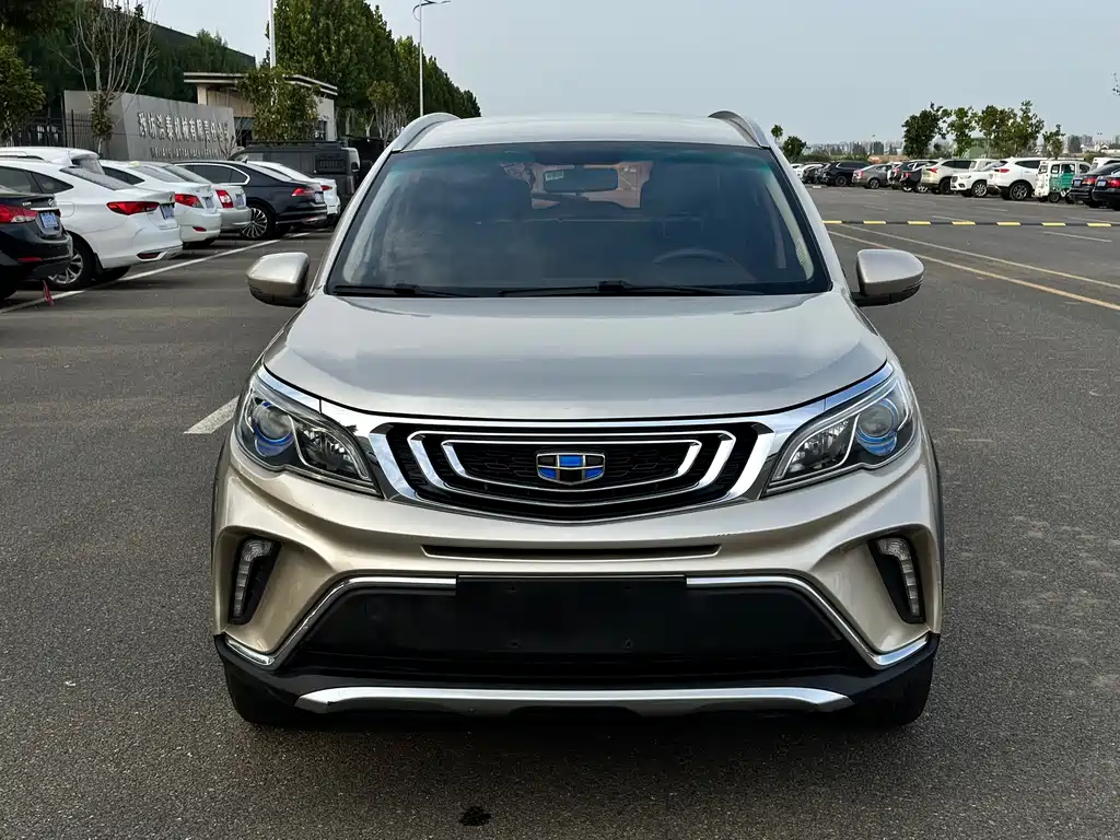 Geely Vision X3 — фото 3