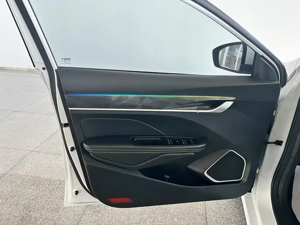 Geely Binrui — фото 10