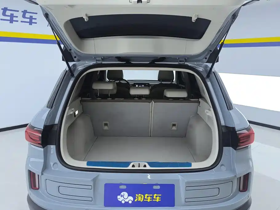 Geely Icon — фото 4