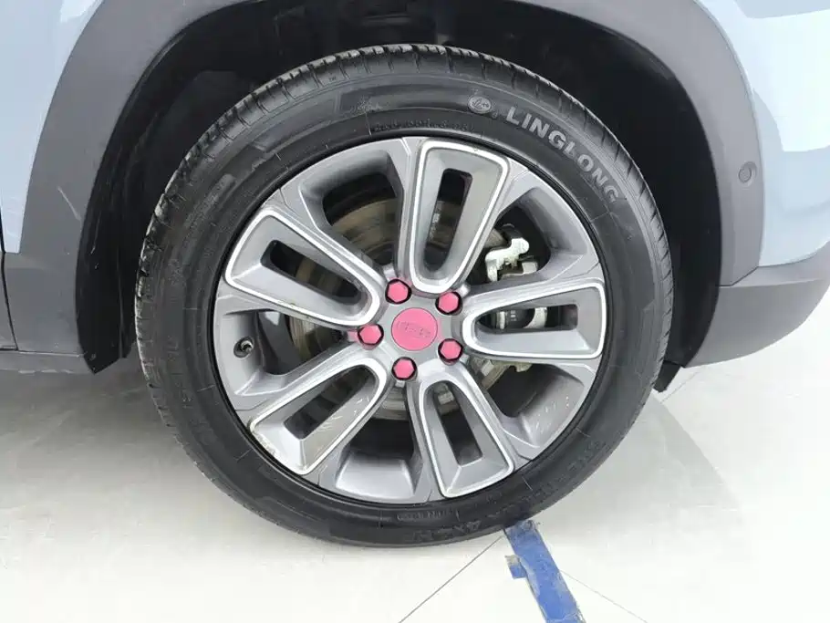 Geely Icon — фото 6