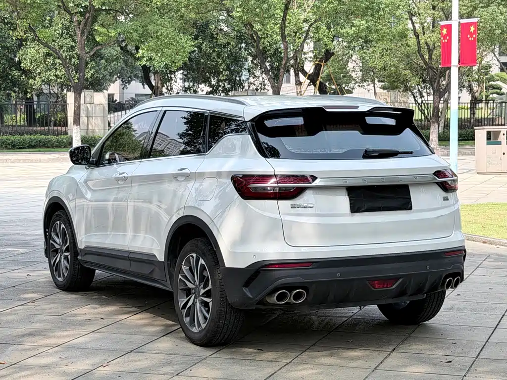 Geely Binyue — фото 14