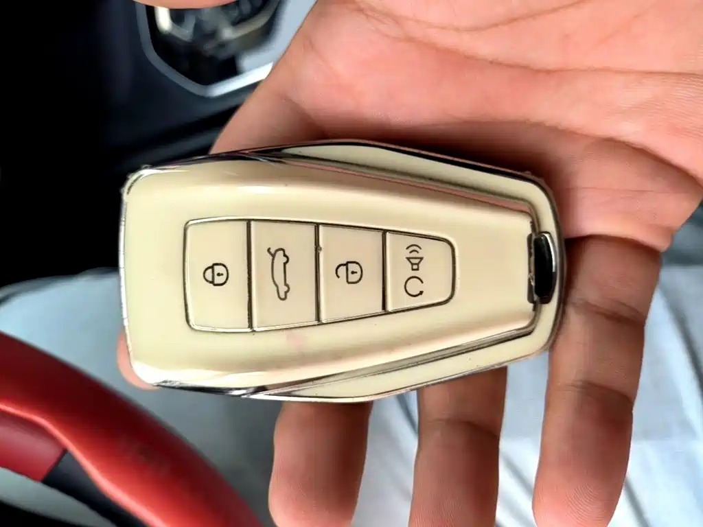Geely Icon — фото 9