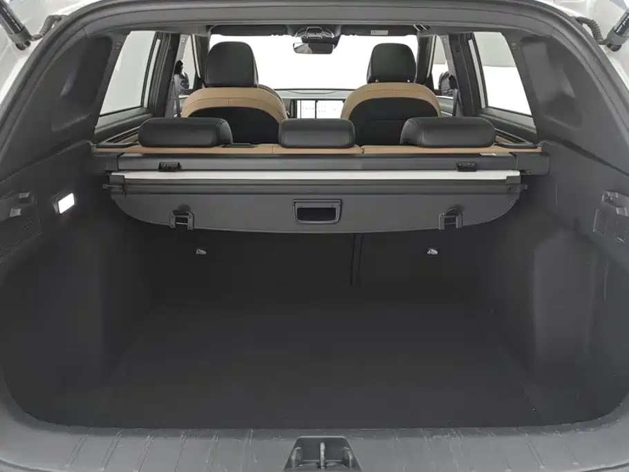 Geely Icon — фото 4