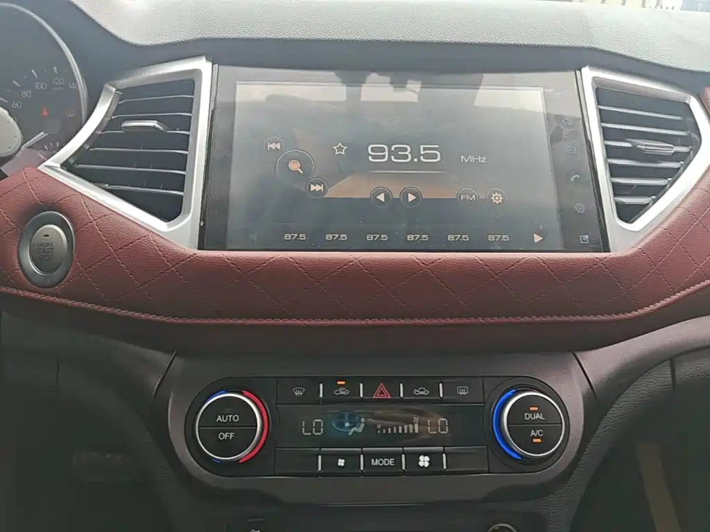 Haval H6 Coupe — фото 13