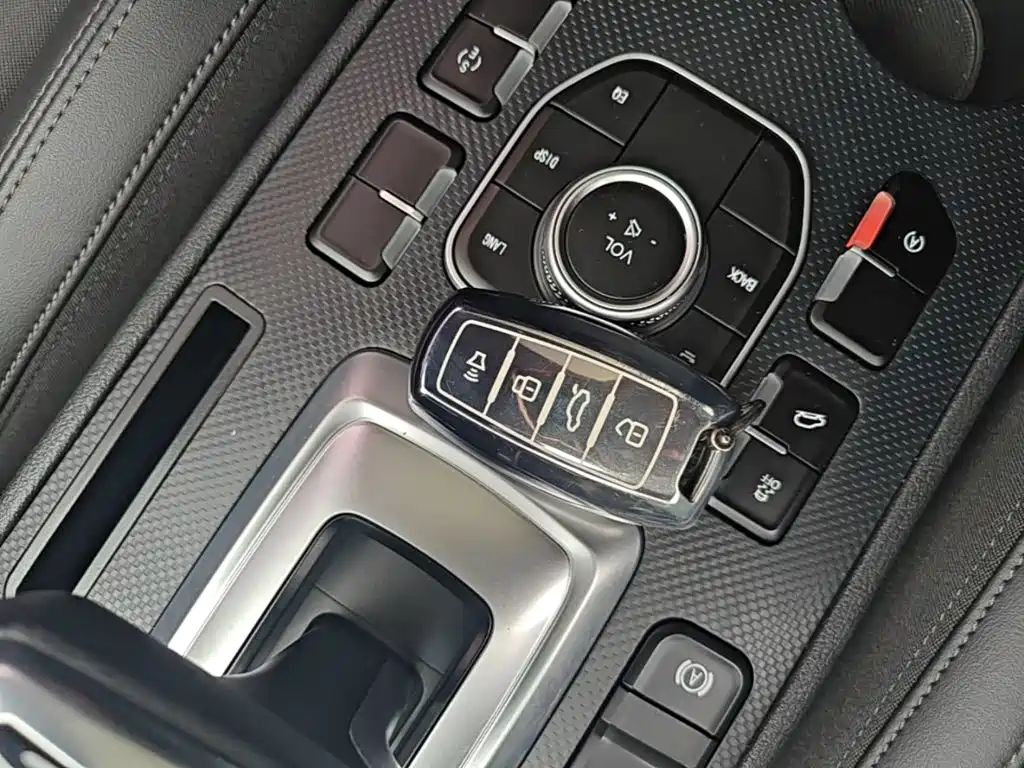 Haval H6 Coupe — фото 9