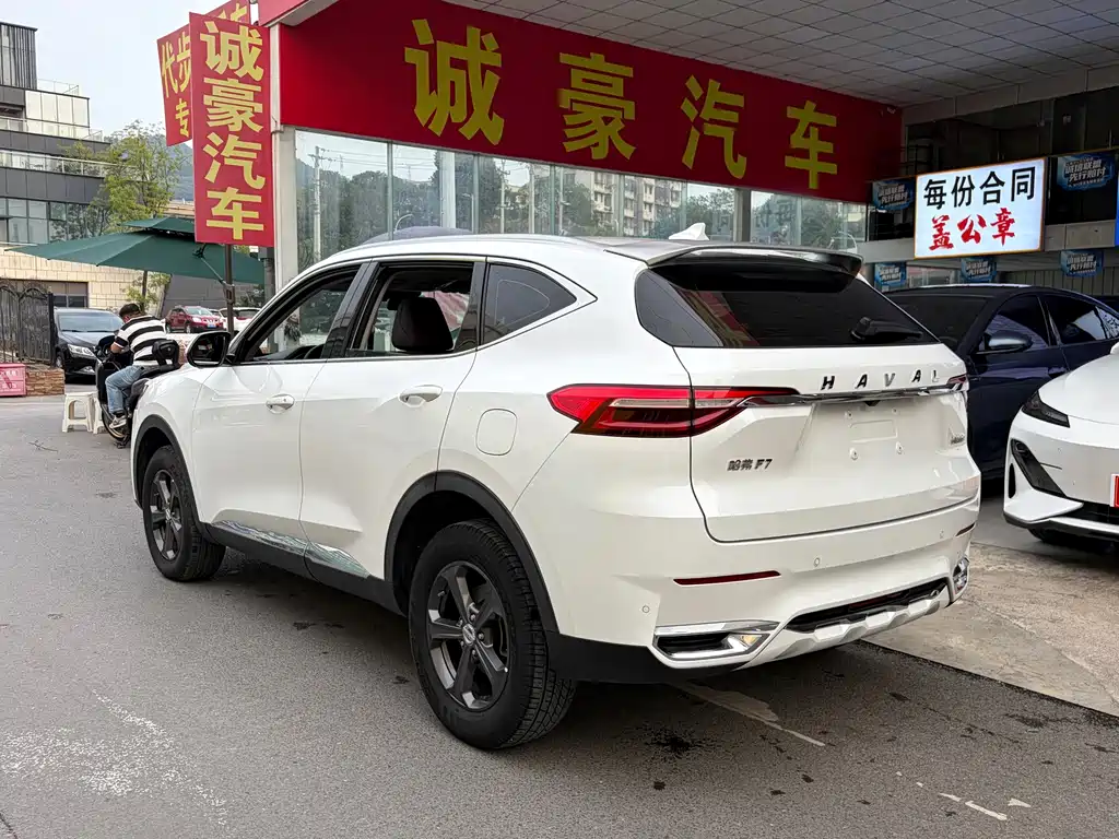 Haval F7 — фото 9