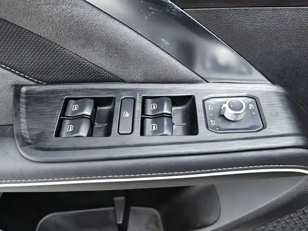 Haval H6 — фото 9