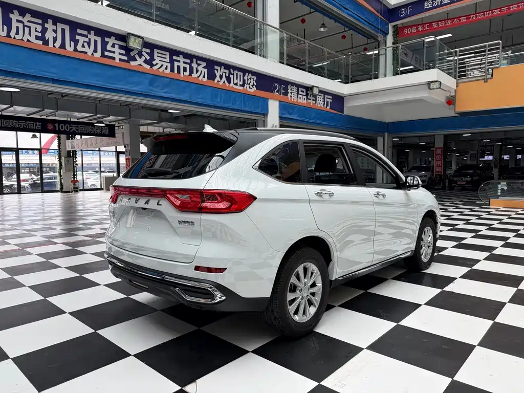Haval M6 — фото 5