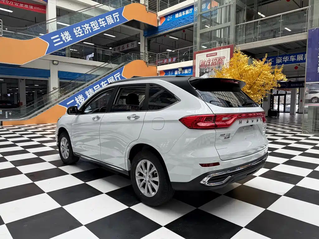 Haval M6 — фото 6