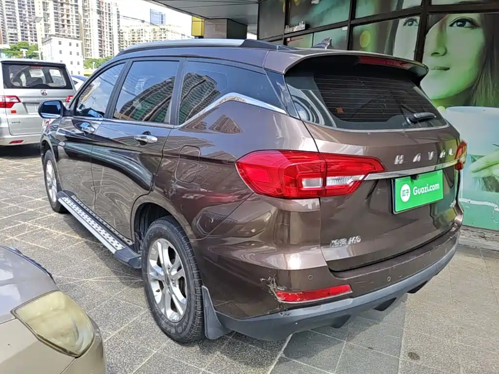 Haval M6 — фото 5