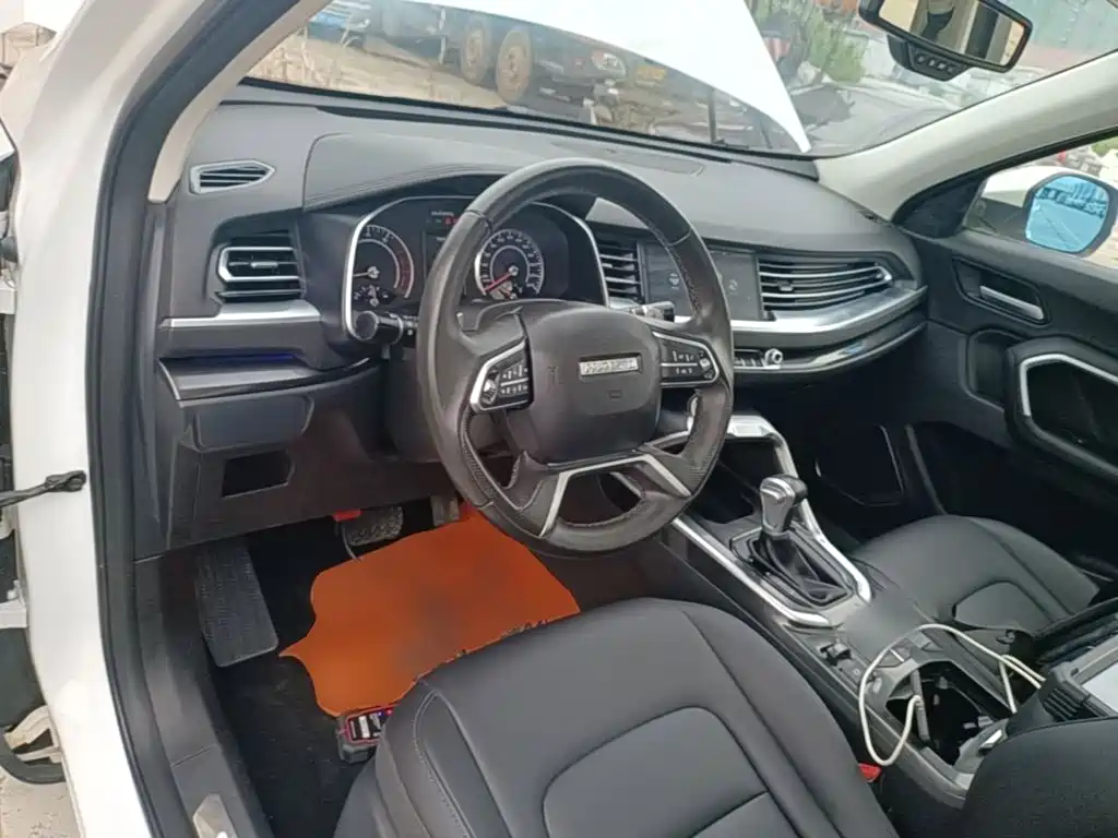 Haval H6 — фото 10
